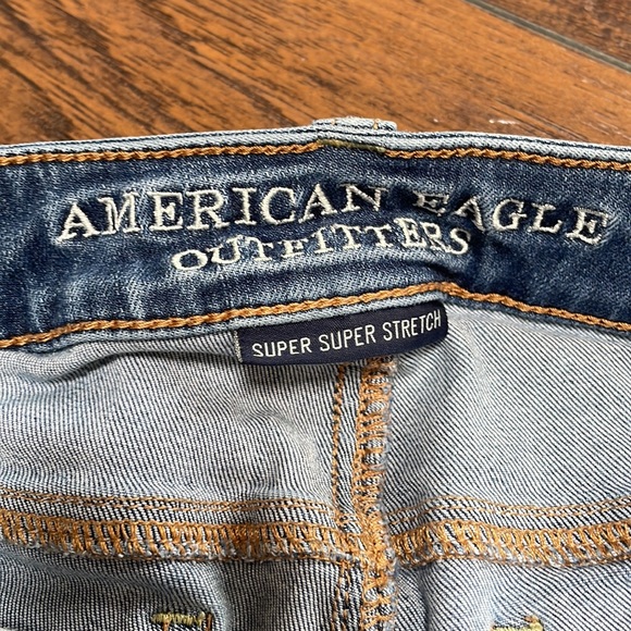 Women’s American Eagle Super Super Stretch Jegging - Picture 5 of 8